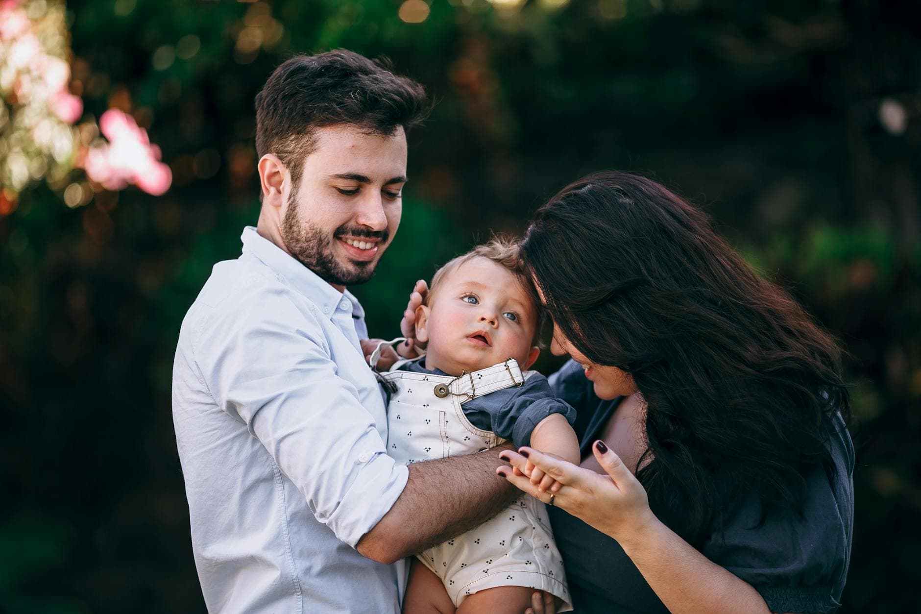 Happy family photo session outdoors